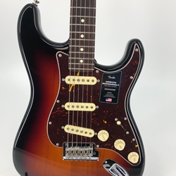 Fender 0113900700 STRAT AM PRO II RW 3TSB WC